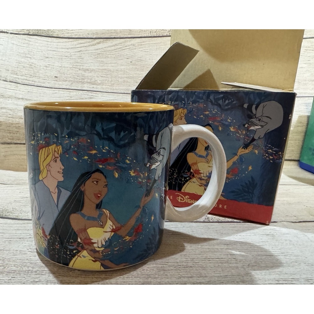 Vintage The Disney Store Pocahontas Coffee Mug Cup with original Box